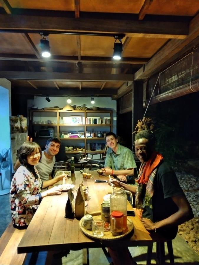 Aha 사히 홈스테이 리트리트 후에 외부 사진